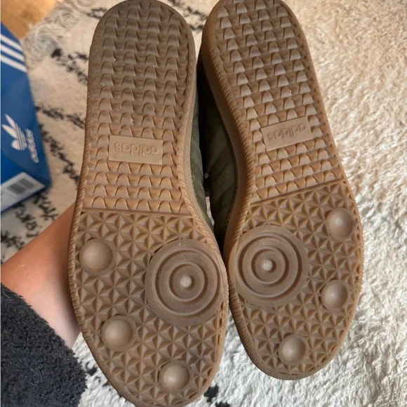 Adidas Samba - Olive Strata - Men’s 6 / Women’s 7 - Picture 3 of 6